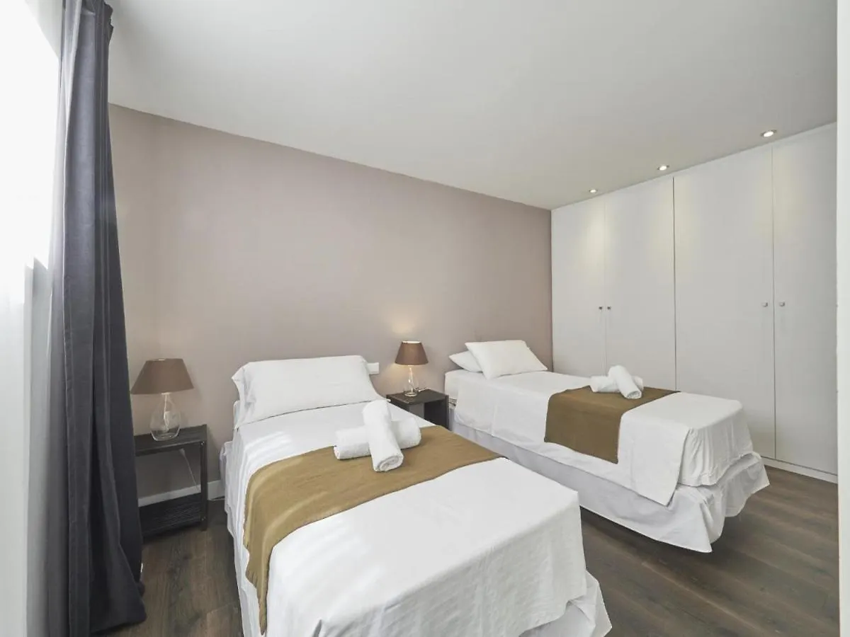 Loft Miro Apart Barcelona Apartman